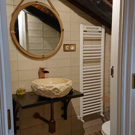 Casa Antón O Cebreiro * O Cebrero